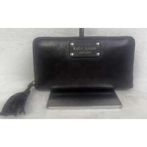 Kate Spade Wallet Womens One Size Black Leather Zip Around Tassel Credit Card